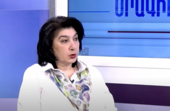 Невозможно осуществить изменения без отстранения находящегося за рулем власти человека – член движения «Мать Армения» Дзюник Агаджанян (видео)